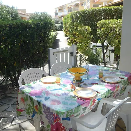 Appt 3 Pieces 35m2 + Terrasse 13m2 Ref 4010 Lejlighed